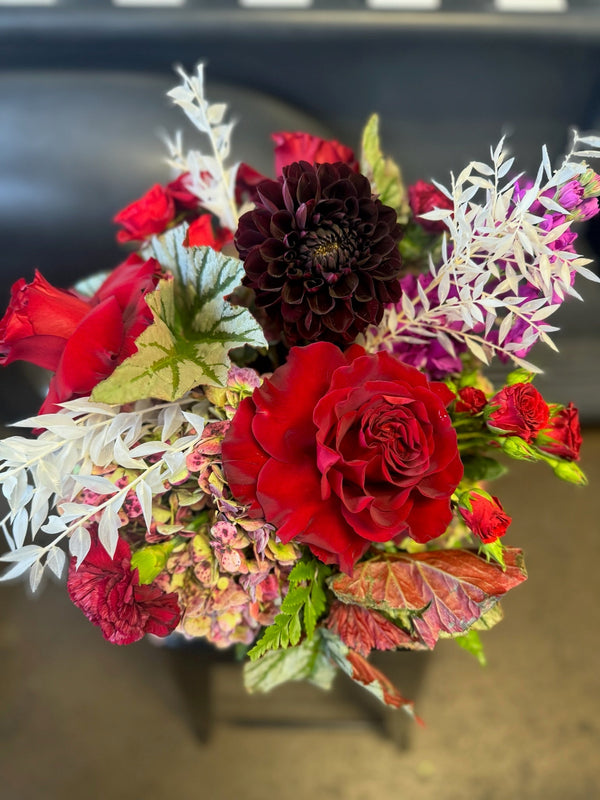 How Far in Advance Should I Order Flowers? Orchard Lane Flowers