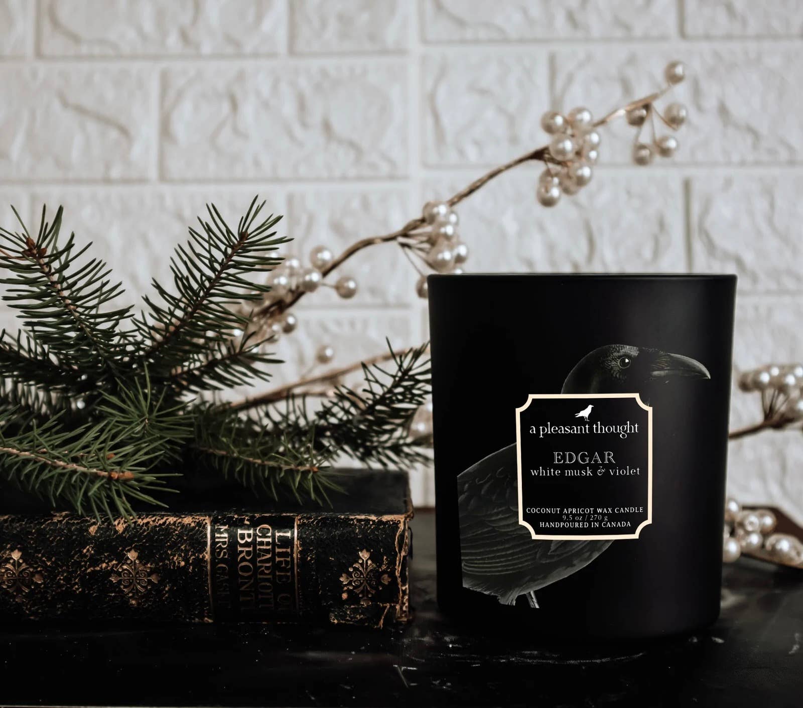 EDGAR | WHITE MUSK & VIOLET | RAVEN CANDLE: Wood Wick