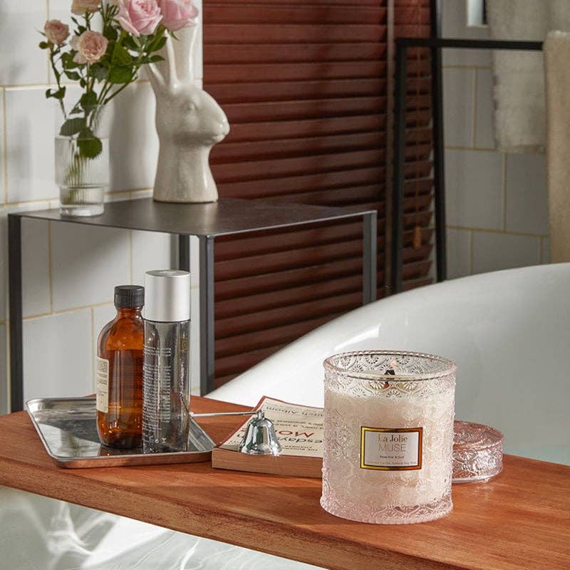 Maelyn Scented Woodwick Candle - Rose Noir & Oud