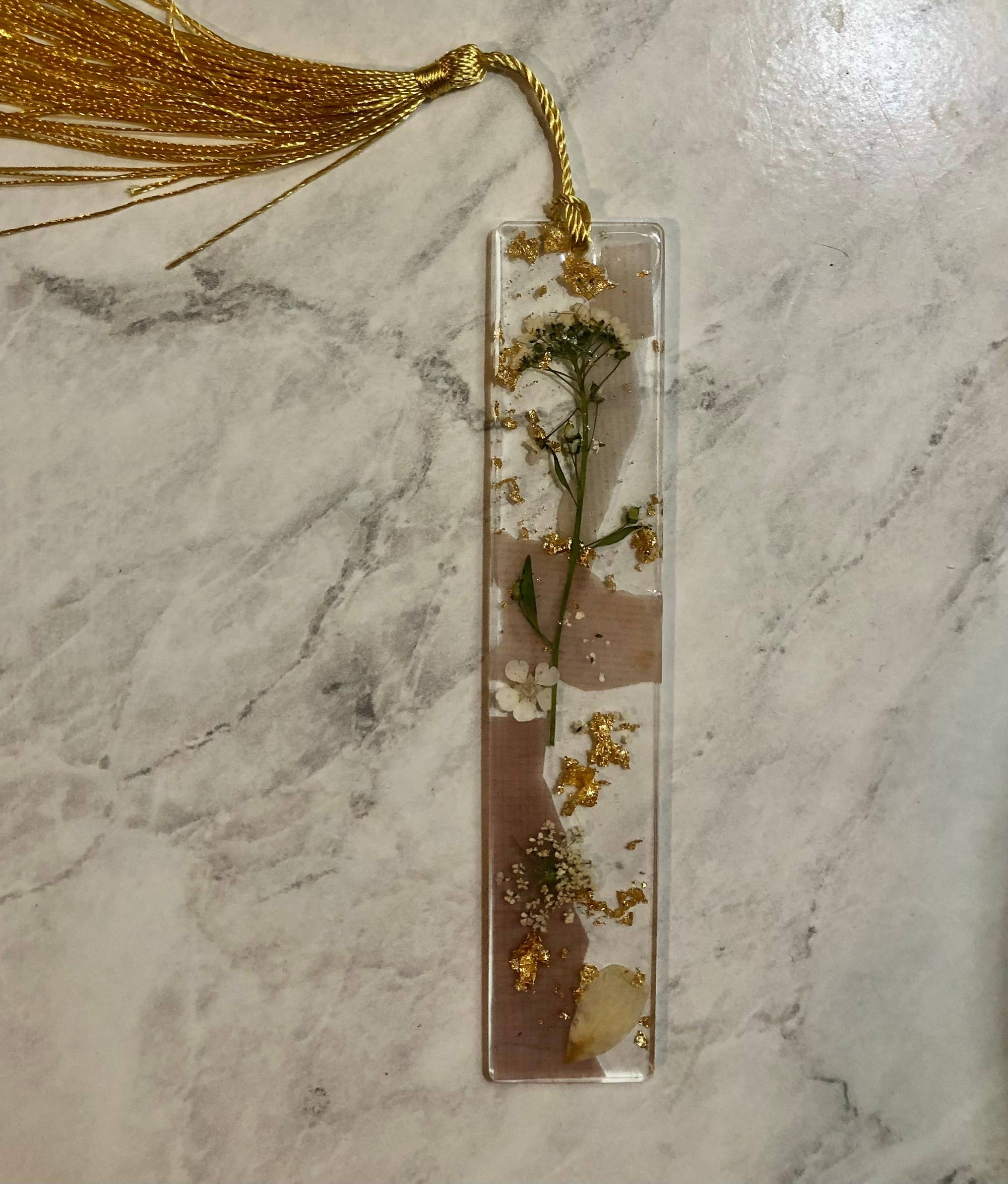 Vintage Floral Resin Bookmark: White