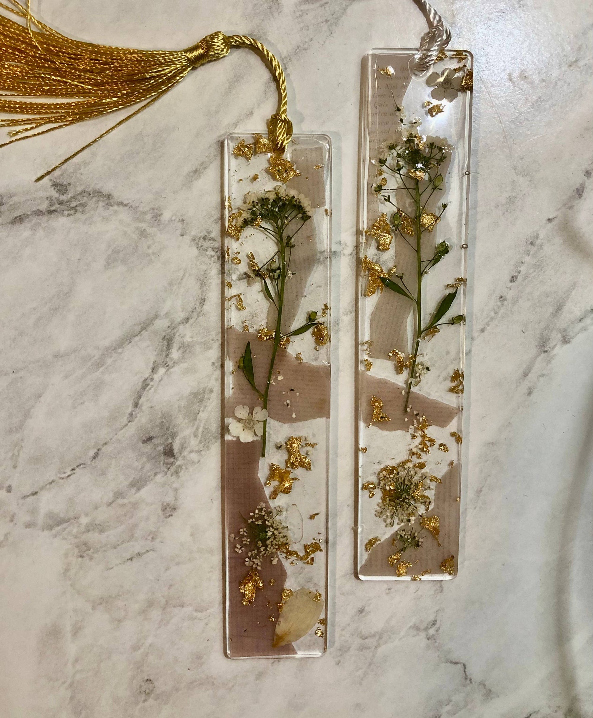 Vintage Floral Resin Bookmark: White