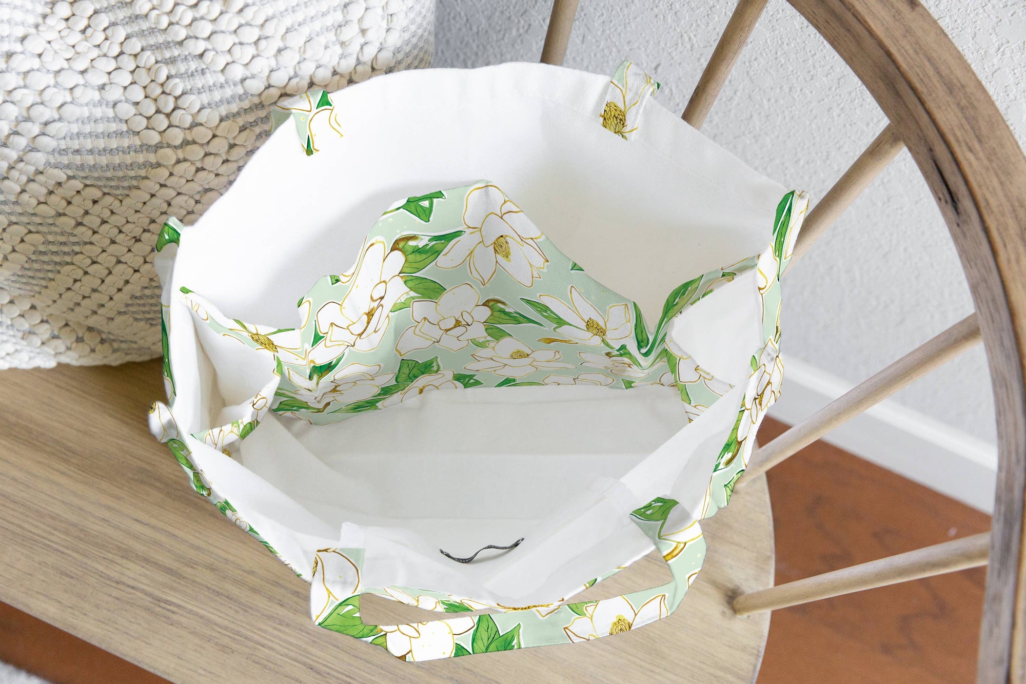 Magnolia Canvas Tote Bag