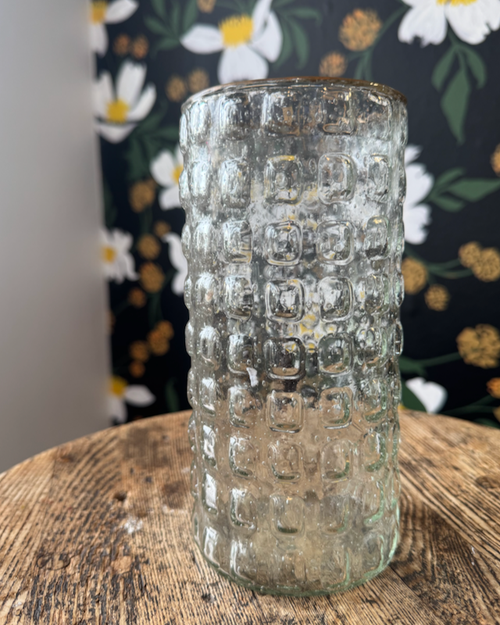 AD Elizabeth Vase
