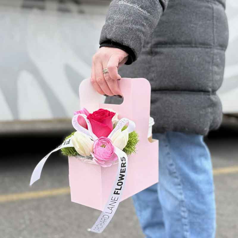 Flowers & Coffee To Go Treat Pack