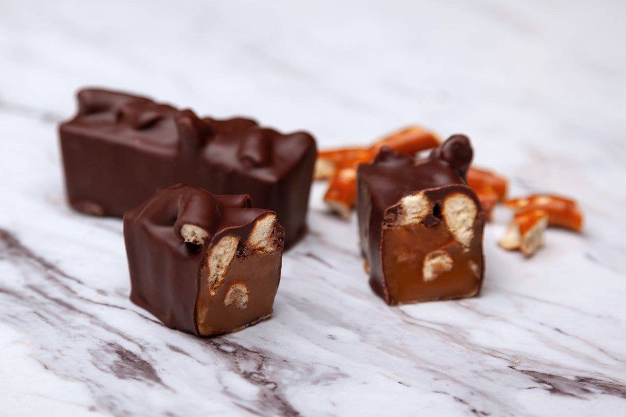 Caramel Pretzel Bar