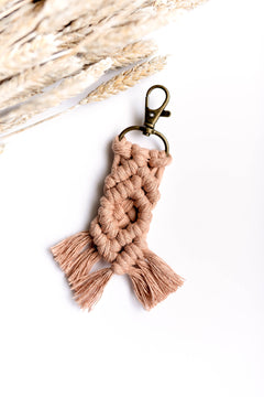 deci//Carabiner Macrame Keychain - メルカリ