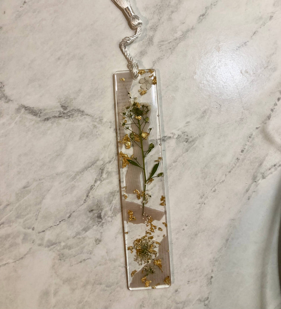 Vintage Floral Resin Bookmark: White
