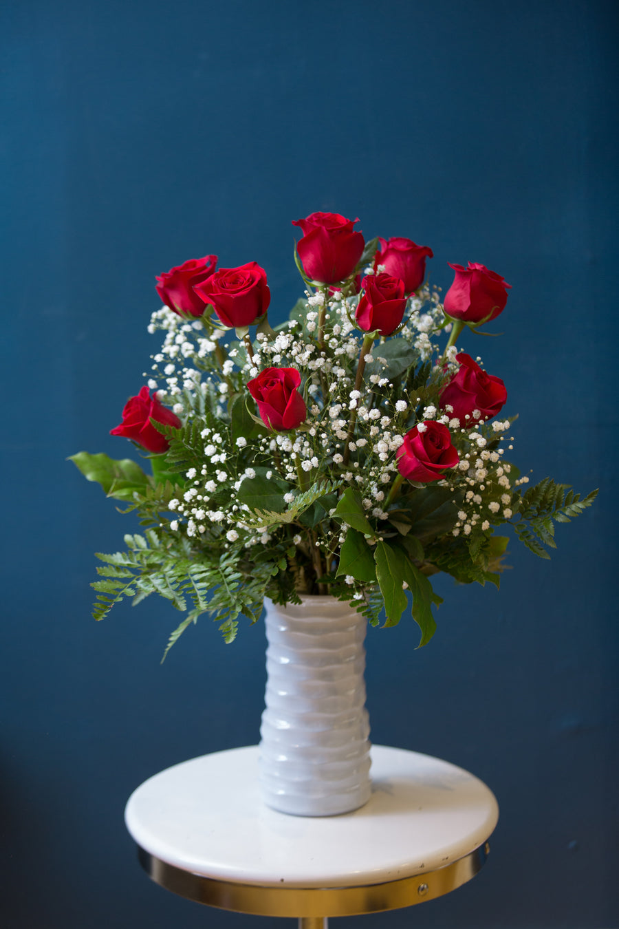 Classic Rose Bouquet - 2 Dozen Roses