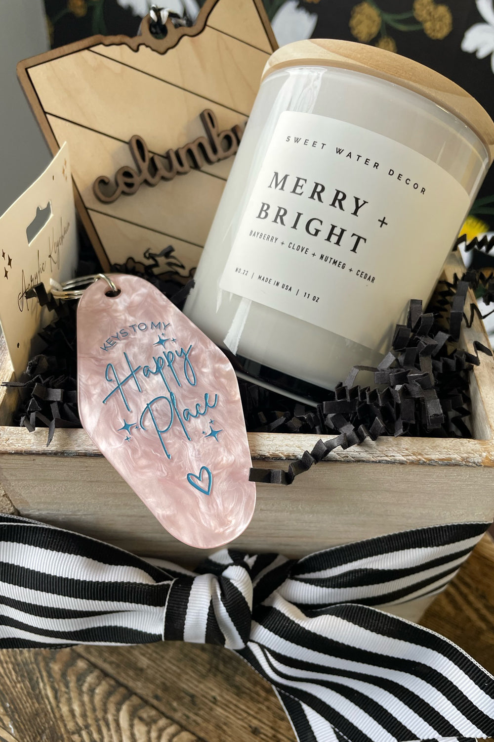 Gift Box - Seasonal Candle with Key Tag and Ornament Box